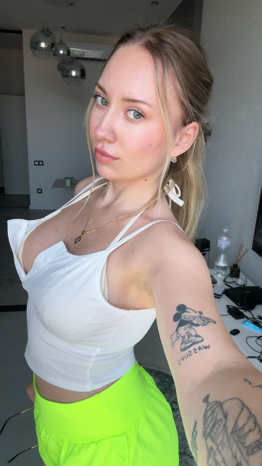 KateV in her underwear in Managua