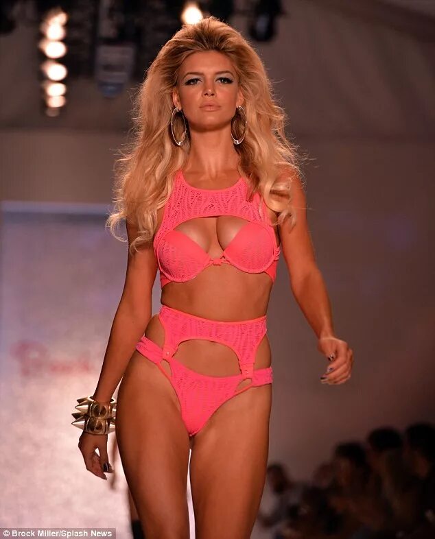 Kelly Rohrbach underwear in Managua